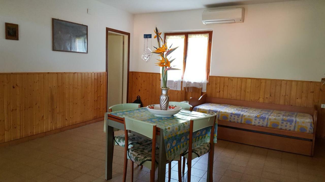 Agriturismo Rebua 阿祖罗港 外观 照片